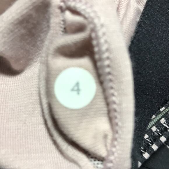 Lululemon happy strappy criss cross tank top 4 pink black striped athleisure - Picture 10 of 10